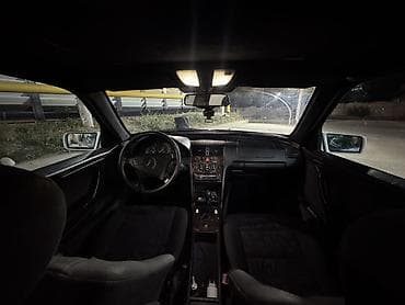 v class: Mercedes-Benz C-Class: 1995 г., 2 л, Механика, Бензин, Седан — 7
