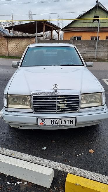 bmw r18: Mercedes-Benz W124: 1993 г., 2 л, Механика, Бензин, Седан — 3