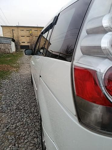 минивен: Mazda 5: 2006 г., 2.3 л, Автомат, Бензин, Минивэн — 4