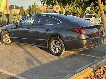 Hyundai Sonata: 2019 г., 2 л, Автомат, Газ, Седан — 3