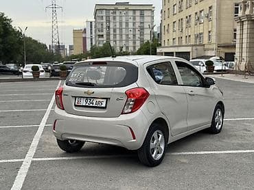 Продажа авто: Chevrolet Spark: 2016 г., 1 л, Автомат, Бензин, Хэтчбэк — 6