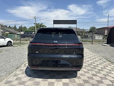 byd e9: Lixiang L6: 2025 г., Робот, Гибрид, Кроссовер — 5