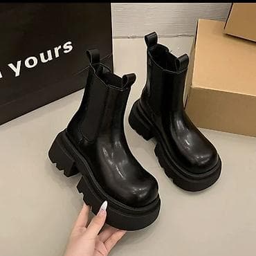 Кроссовки и спортивная обувь: Женские челси на массивной тракторной подошве - Цвет: черный — 2