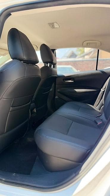 Продажа авто: Toyota Corolla: 2022 г., 1.8 л, Автомат, Гибрид, Седан — 6