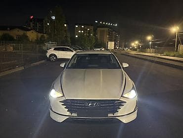 step 2: Hyundai Sonata: 2022 г., 2 л, Автомат, Бензин, Седан — 1