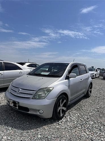 обмен: Toyota Ist: 2003 г., 1.5 л, Автомат, Бензин, Хэтчбэк — 2