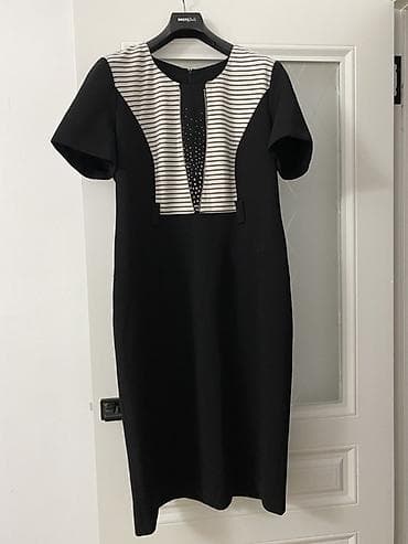 second hand: Платье черного цвета с коротким рукавом и круглым вырезом — 1