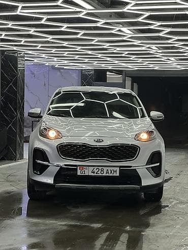 Kia Sportage: 2021 г., 1.6 л, Автомат, Дизель, Кроссовер
