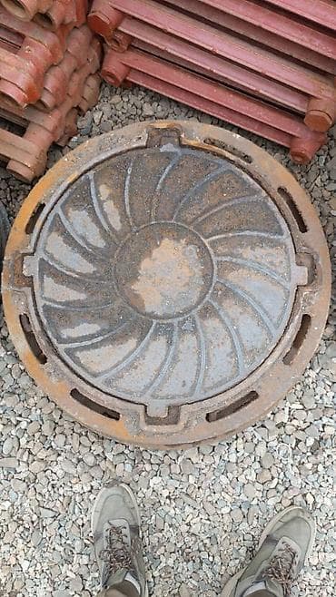 крышка л: Люк канализационный чугунный, круглый, комплект «крышка + корпус» — 2