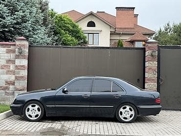 Транспорт: Mercedes-Benz E-Class: 2001 г., 3.2 л, Автомат, Бензин, Седан — 4