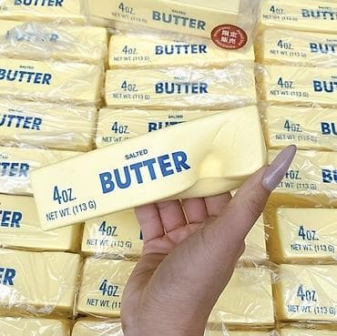 Дом и сад: Антистресс-сквиш «Butter» в форме бруска сливочного масла - — 3