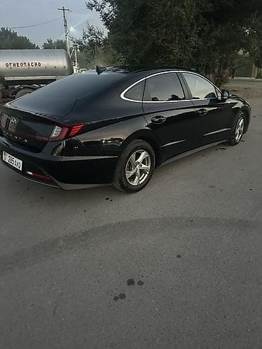 Продажа авто: Hyundai Sonata: 2022 г., 2 л, Автомат, Газ, Седан — 5