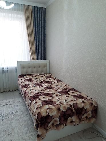сдается дом ак ордо: 🏡✨ ПРОДАЁТСЯ УЮТНЫЙ ДОМ! ✨🏡 📍 Район: АК ОРДО 2 🛏️ Комнаты: 4 📐 — 5