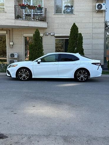 бу чехлы: Toyota Camry: 2020 г., 2.5 л, Автомат, Бензин, Седан — 4
