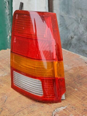 на опель вектра а: Задний правый стоп-сигнал Opel 1987 г., Б/у, Оригинал, Германия — 4