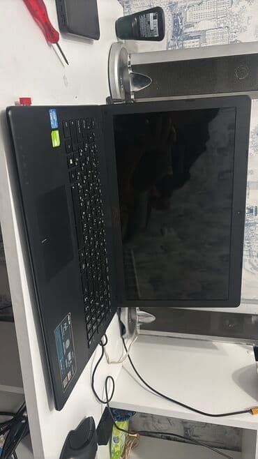 аренда беспроводных микрофонов: Ноутбук, Asus, 6 ГБ ОЗУ, Intel Core i3, Б/у, память SSD — 1