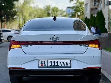 infinity fx35: Hyundai Avante: 2022 г., 1.6 л, Робот, Гибрид, Седан — 6