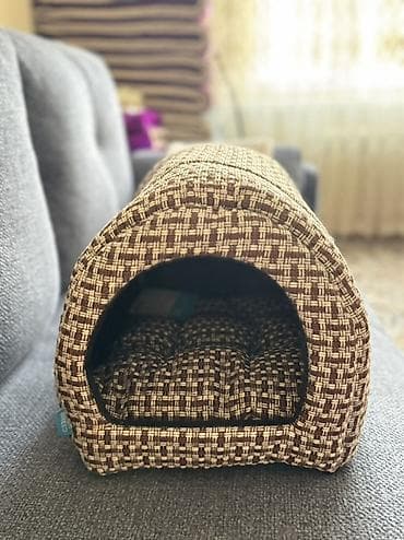 Детский транспорт: Дом-туннель для кошек и мелких собак, размер S. - Габариты домика — 7