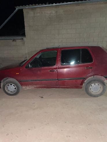 салон пассат б5: Volkswagen Golf: 1993 г., 1.6 л, Кол менен иштөөчү, Бензин, Хетчбек — 2