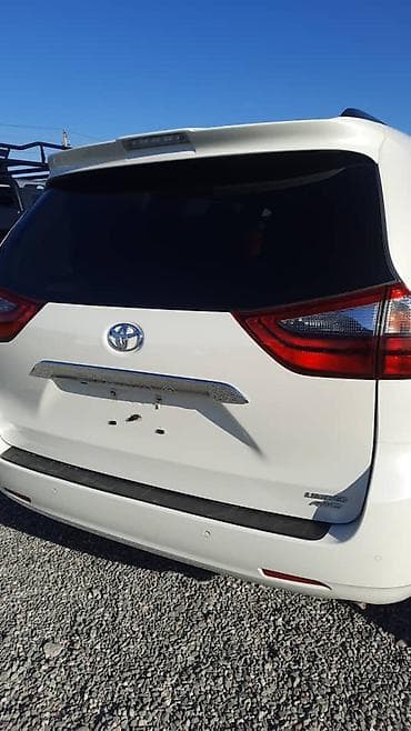 Транспорт: Toyota Sienna: 2020 г., Минивэн — 4