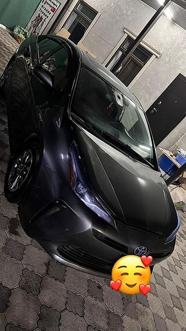 Продажа авто: Toyota Prius: 2019 г., 1.8 л, Автомат, Гибрид, Хэтчбэк — 1