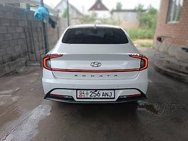 Hyundai Sonata: 2019 г., 2 л, Автомат, Газ, Седан — 4