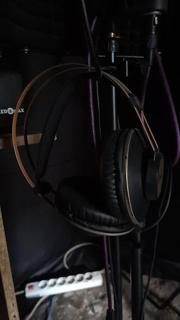 mi 10 t pro: AKG K92 — полноразмерные проводные студийные наушники закрытого типа — 2