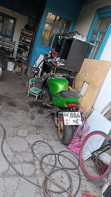 Мотоциклдер: Спортбайк Kawasaki, 750 куб. см, Бензин, Чоңдор үчүн, Колдонулган — 3