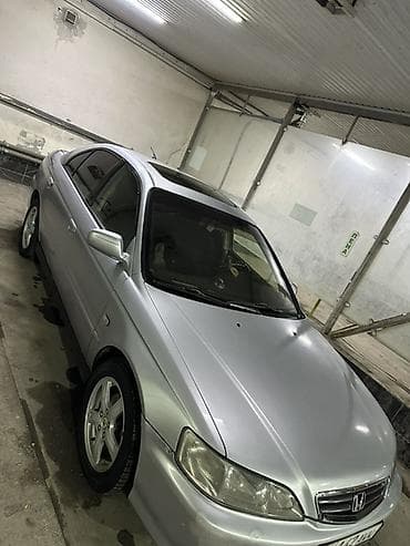 Honda Accord: 2001 г., 2.3 л, Механика, Газ, Седан — 4