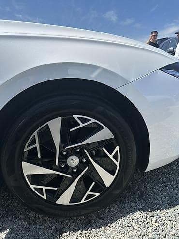 приму в дар автомобиль: Hyundai Grandeur: 2021 г., 2.4 л, Автомат, Гибрид, Седан — 4