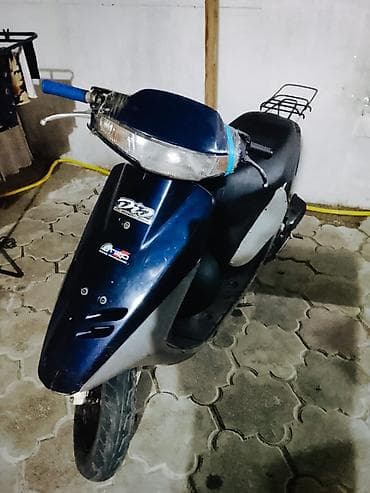 Скутер Honda Dio (серия AF) — компактный городской скутер с — 1
