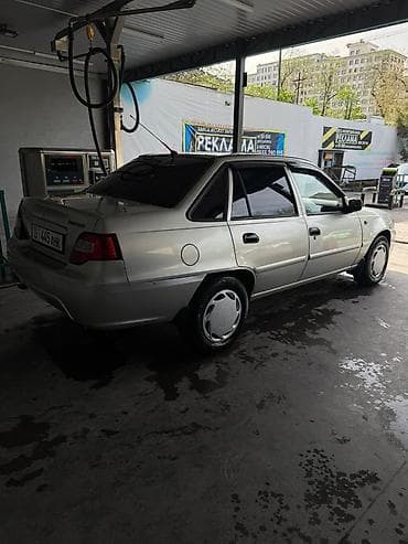 Daewoo Nexia: 2009 г., 1.5 л, Ручные, Бензин, Седан