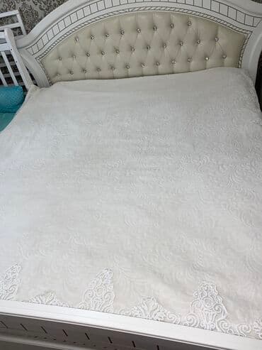 размер пододеяльника евро: Велюровое покрывало Цвет: Белый Размер Покрывало: 230/250 Наволочки — 3