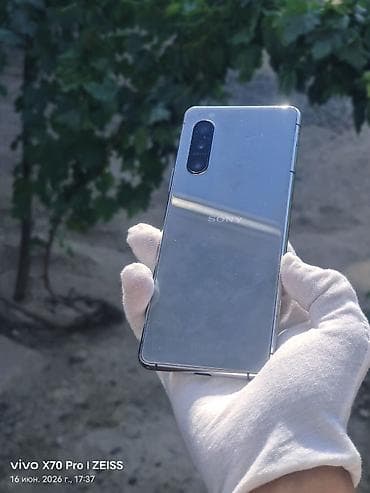 iphone 17 plus: Sony Xperia 5 II, Б/у, 128 ГБ, цвет - Голубой, 1 SIM — 1