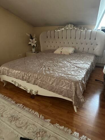 спальный гарнитур турция: Спальный гарнитур, Б/у, Двуспальная кровать, Шкаф, Комод, Самовывоз — 1