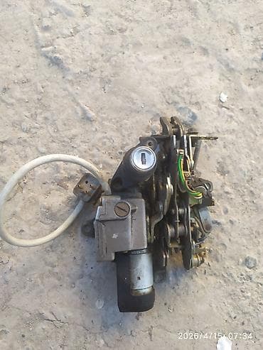 gbt dc: Замок двери Mercedes-Benz 1993 г., Германия — 1