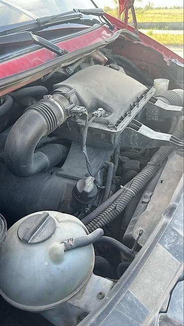 b class: Легкий грузовик, Mercedes-Benz, Б/у — 4