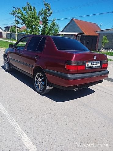 вито 2005: Volkswagen Vento: 1993 г., Автомат, Бензин, Седан — 4