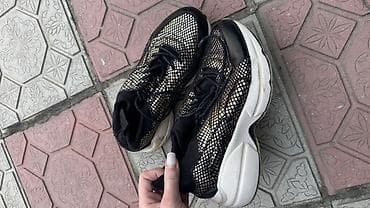 nike react hyperset: Кроссовки (2 пары) 1) Светло‑серые кроссовки в спортивно‑кэжуал — 2