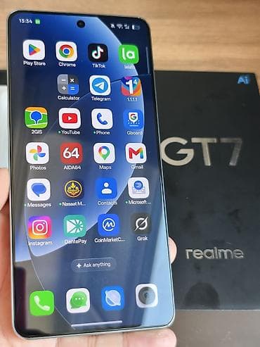 х4 gt: Realme GT 7, цвет - Белый — 3