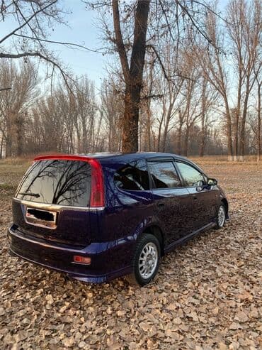 по следующий выкуп авто: Honda Stream: 2000 г., 1.7 л, Автомат, Бензиновая, Минивэн — 3