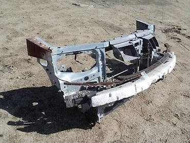 прессаж: Nissan, 2002 г., Б/у, Оригинал — 2