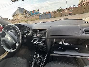 капот голф: Volkswagen Golf: 2003 г., 1.6 л, Механика, Бензин, Хэтчбэк — 6