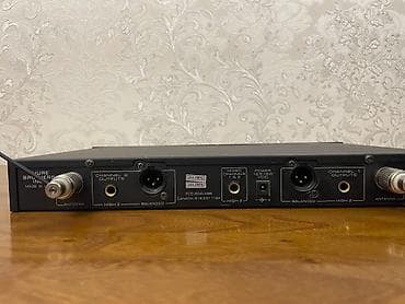 kzzi k75: SHURE LX88-II с двумя микрофонами Это двухканальная беспроводная — 2