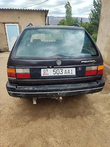 Volkswagen Passat Variant: 1990 г., 1.8 л, Механика, Бензин, Универсал — 4