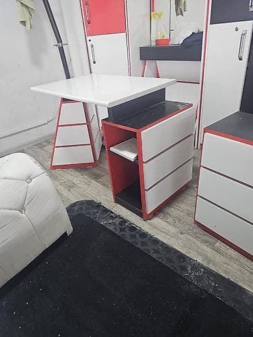 аренда мольберта: Комплект офисной мебели, Тумба, цвет - Красный — 1