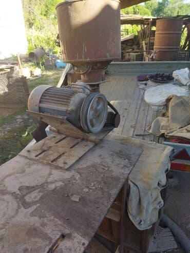 оборудование для мороженого: Дробилка,для зерна,кукурузы сена.Электро культиватор.Овоще резка — 1