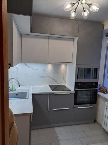 бишкек эмерек: Буйрутма эмеректер, Конок бөлмөсү, Үстөл үстү, Шкаф, Илгичтер — 1