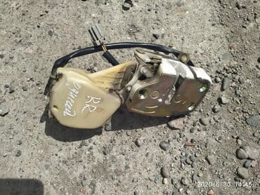 домкрат для машины: Задняя правая Honda, Б/у, Оригинал — 1