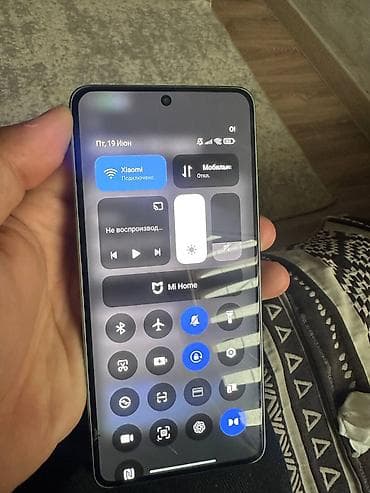 монитор цена: Poco X7 Pro, 256 ГБ, цвет - Зеленый — 6